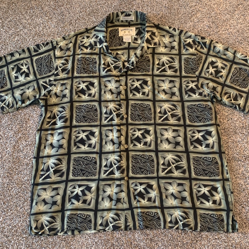 Mens Bamboo Cay Resort Wear Casual Button Down Shirt